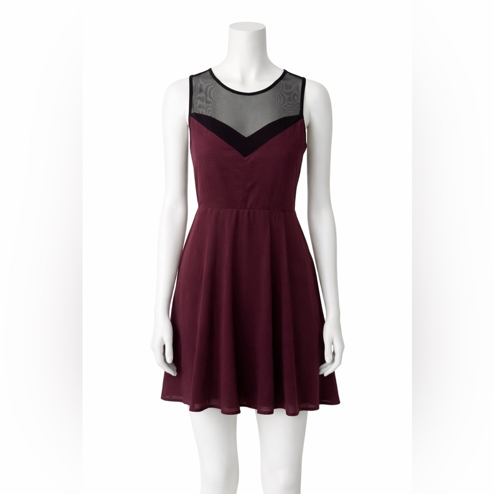 H&M Wine and Black Sleeveless Mini Dress